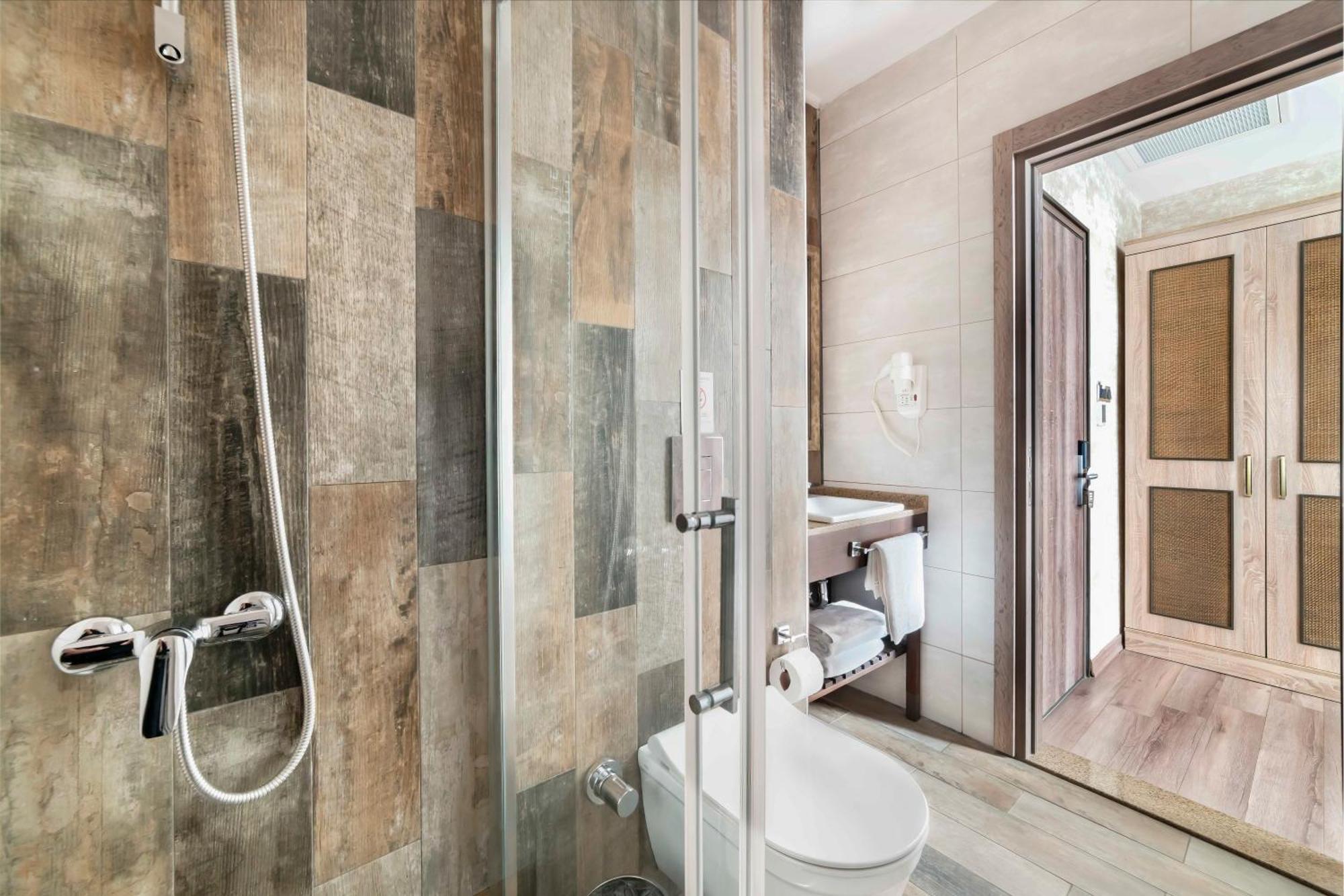 Castle Franco Suites Κωνσταντινούπολη Εξωτερικό φωτογραφία