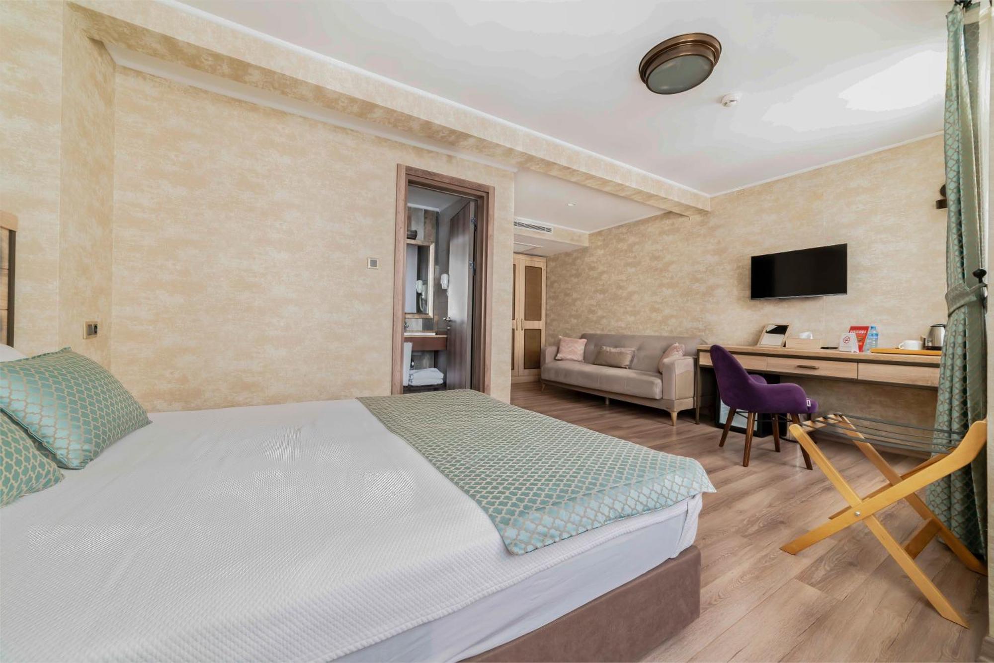 Castle Franco Suites Κωνσταντινούπολη Εξωτερικό φωτογραφία